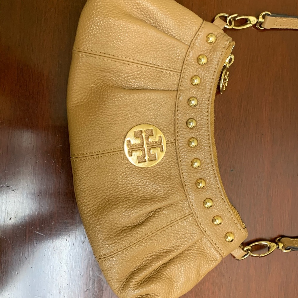 Used Tory Burch Bundle comes with Wrapping! - Picture 5 of 8